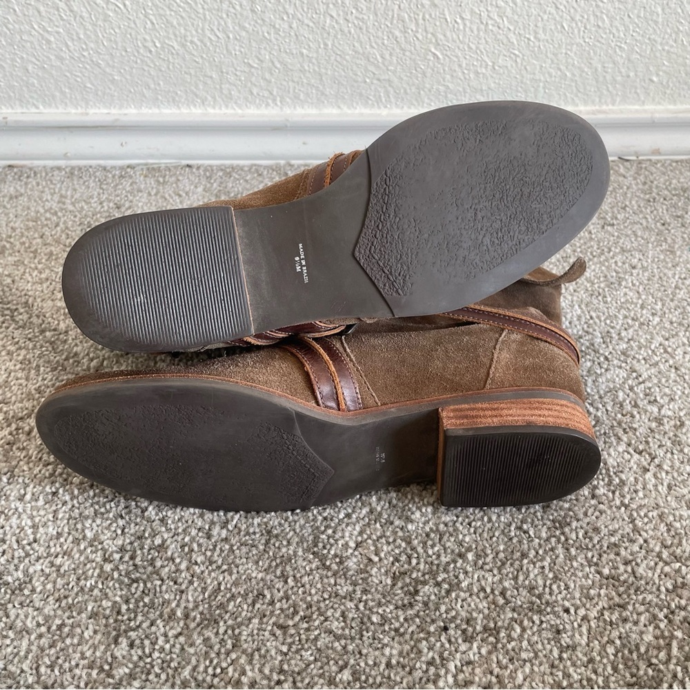 Matisse Prospector Boots Women’s Size 9.5M Tan Suede Leather Cross Straps Ankle - Picture 8 of 10